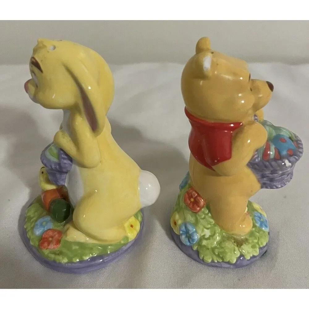 Disney Easter Winnie The Pooh‎ And Rabbit Easter Tray Salt & Pepper